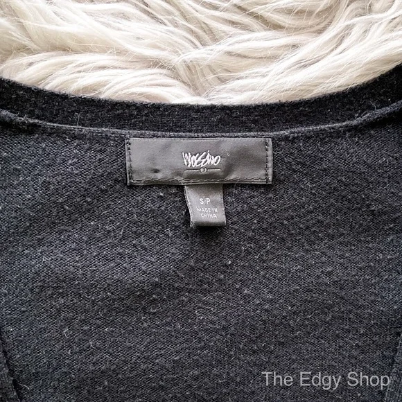 Mossimo | V-Neck Button Up Cardigan Sweater - Picture 4 of 5